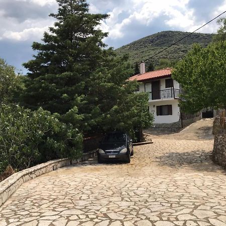 Gourgiana Apartments 안드리차이나 외부 사진