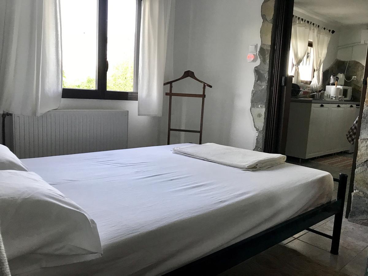 Gourgiana Apartments 안드리차이나 외부 사진
